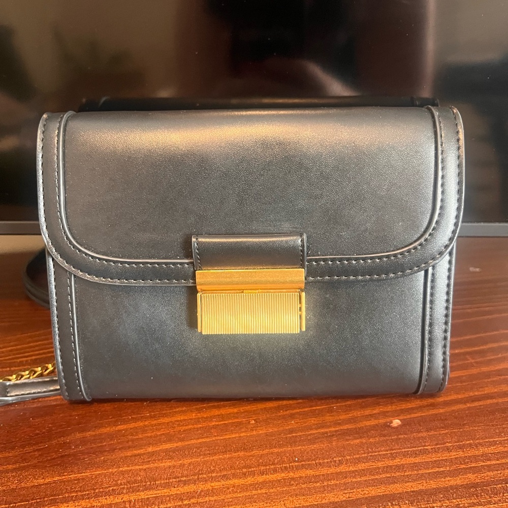 Black Purse